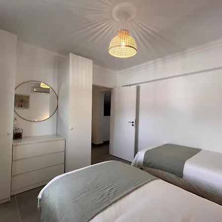 Oásis De Verão- 2 Bedrooms Flat With Swimming Pool *