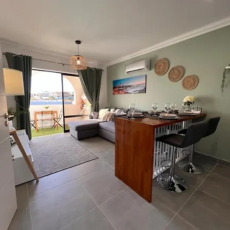 Oásis De Verão- 2 Bedrooms Flat With Swimming Pool *