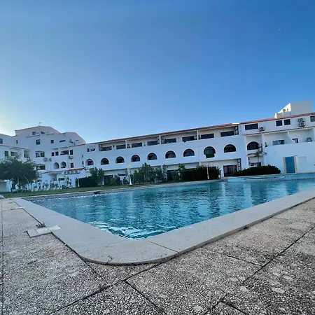 Apartment Oasis De Verao- 2 Bedrooms Flat With Swimming Pool *